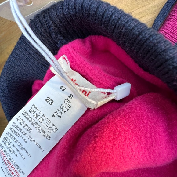 Catimini Hat and Mittens Set 2 T - Picture 2 of 4